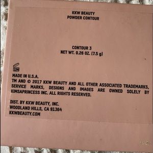 KKW Beauty Powder Contour